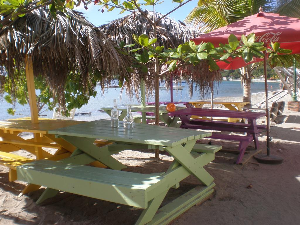 Turquoise Caritan Appartement Sainte-Anne Buitenkant foto